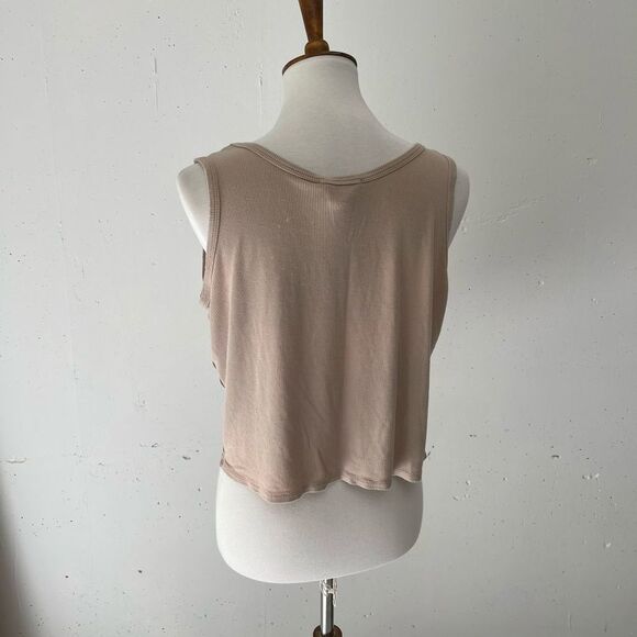 French pastry beige everything is possible cropped tank top large/XL - Picture 7 of 9